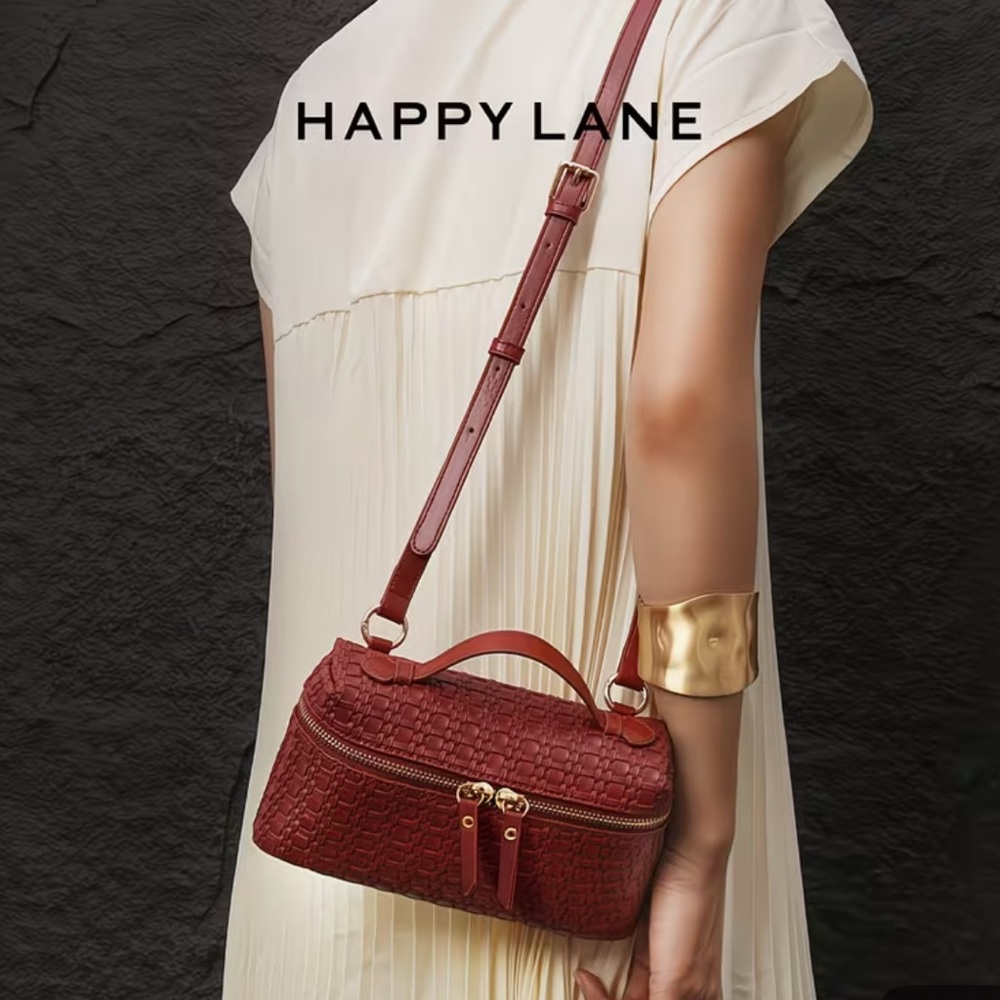 Happy Lane Burgundy Woven Box Bag Top Handle Crossbody NIP - Picture 8 of 13